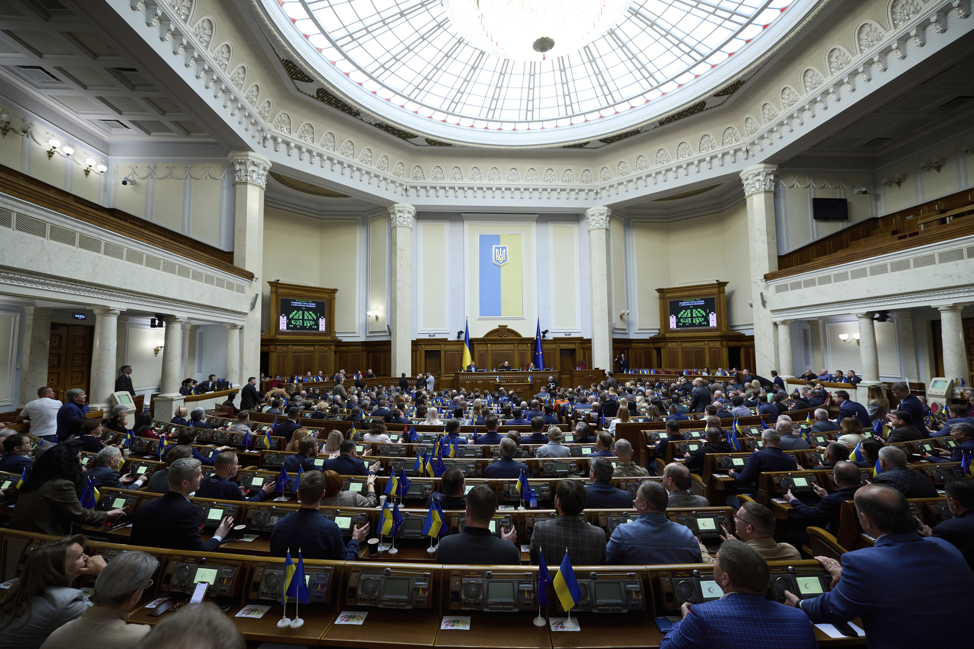 «Хорошая мина при плохой игре»: как Киев пытается добиться уступок по мирному плану США