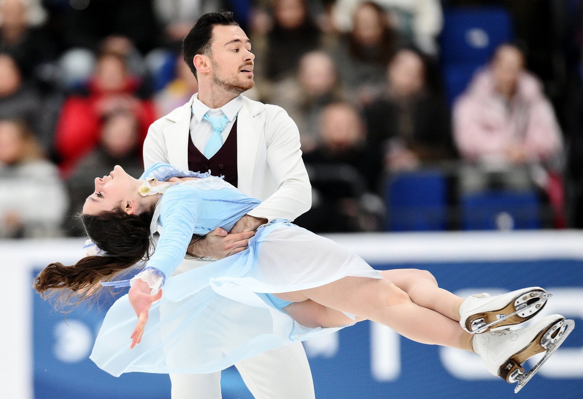 «Боялась, что могут увести»: Жданова и Бабаев-Смирнов о тяжести ожидания, роли бабника, запасе колготок и участии в шоу
