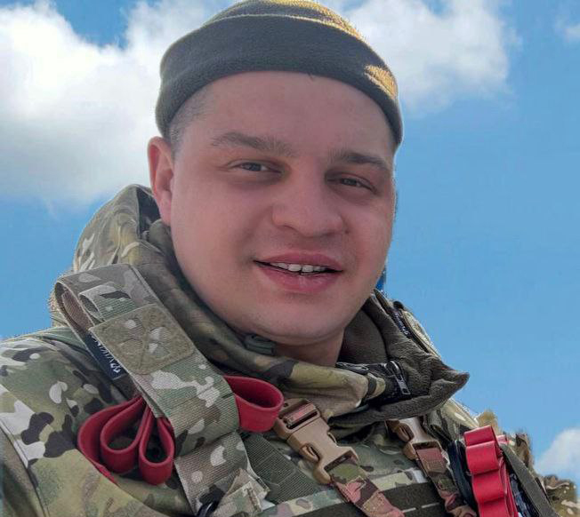 «Меня ведёт в бой не месть, а желание обеспечить безопасность будущего внука»: на месте погибшего сына служит его отец