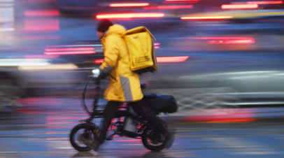 Путин заявил, что видит проблемы с движением курьеров, когда ездит без мигалок