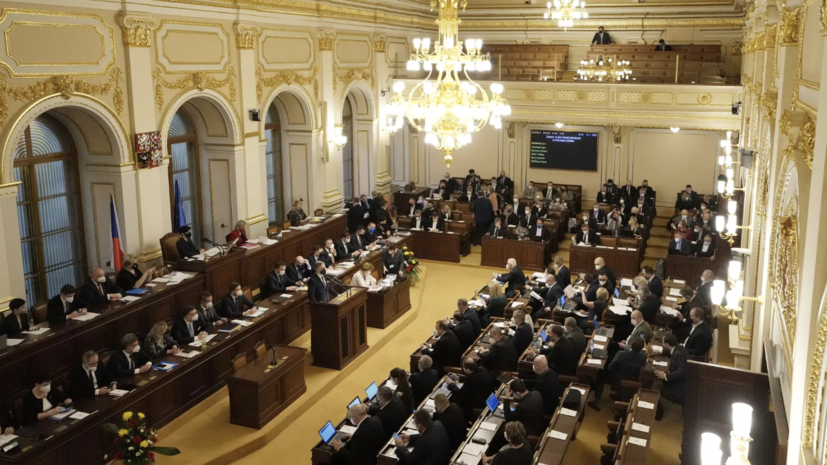Спикер парламента Чехии выступил против военной помощи Украине