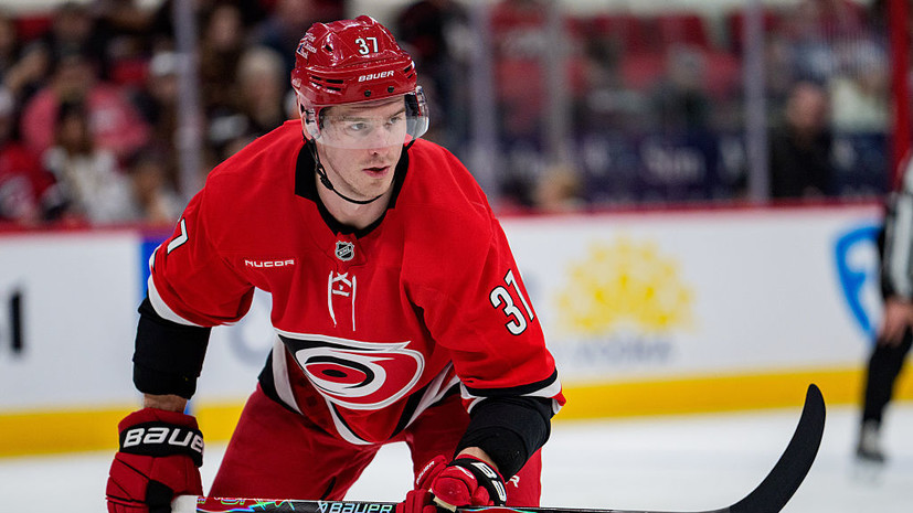 Пять очков Свечникова и Никишина не помогли «Каролине» обыграть «Монреаль»