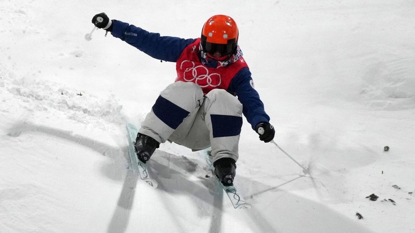 Ещё семь российских спортсменов получили нейтральные статусы от FIS