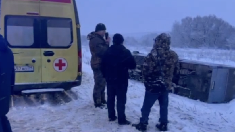 В Тульской области десять человек пострадали в результате ДТП с автобусом