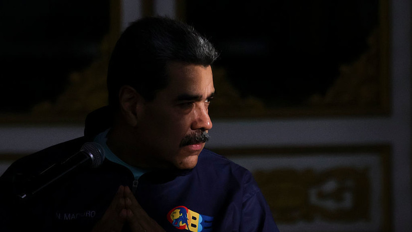 CNN: сошедшим в наручниках с самолёта в Нью-Йорке был Мадуро