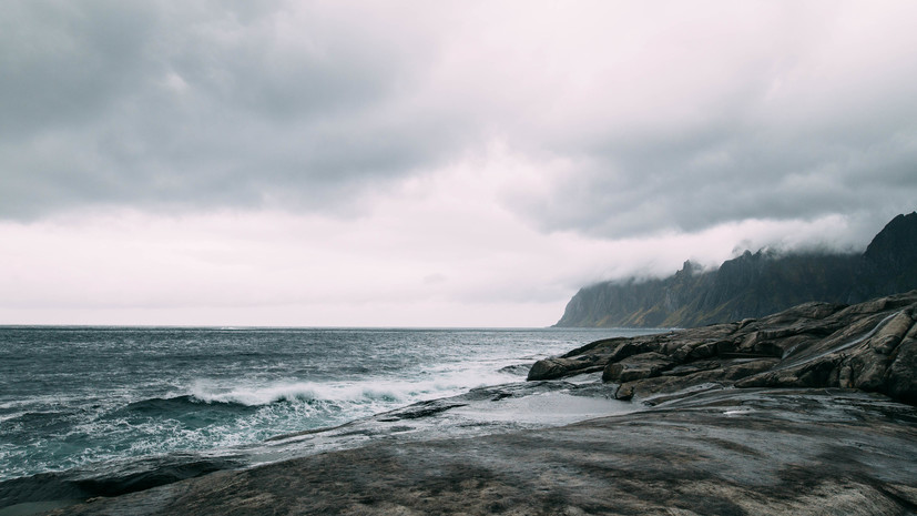 Reuters: при крушении судна в Нигерии погибли 25 человек, 14 пропали без вести