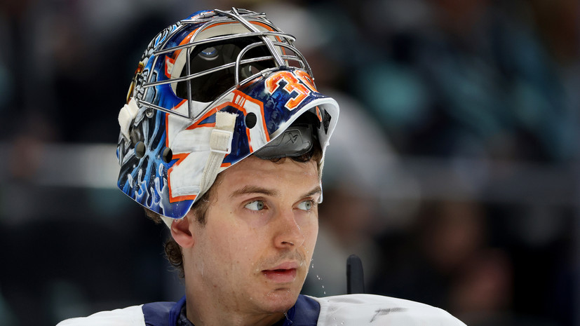 Илья Сорокин стал лидером НХЛ по количеству сухарей с 40+ сейвами