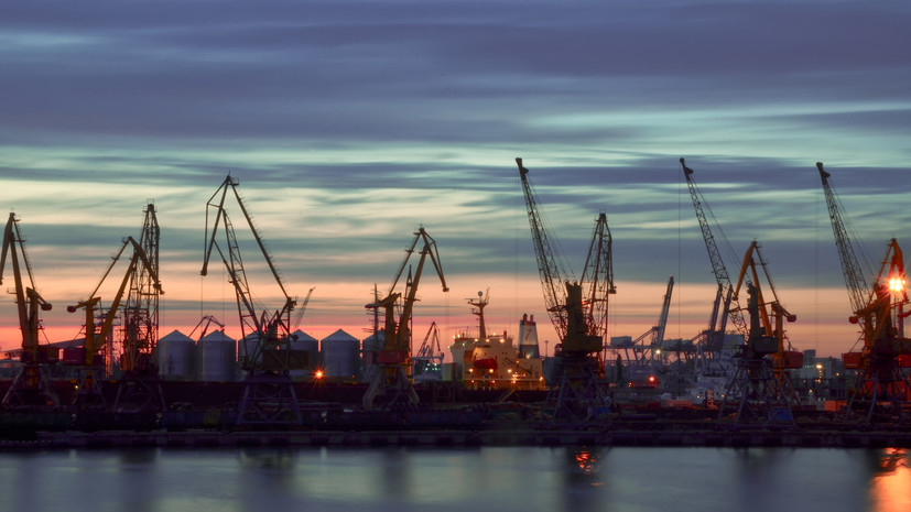 В Одесской области сообщили о повреждении портовой инфраструктуры