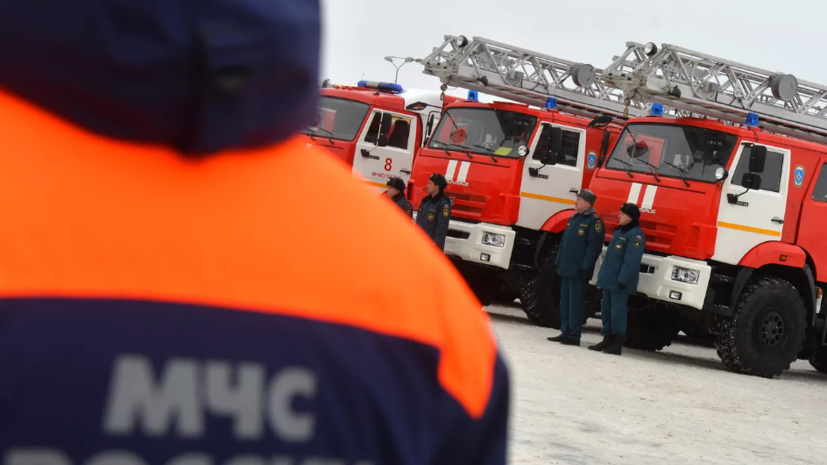 На востоке Москвы загорелось предприятие