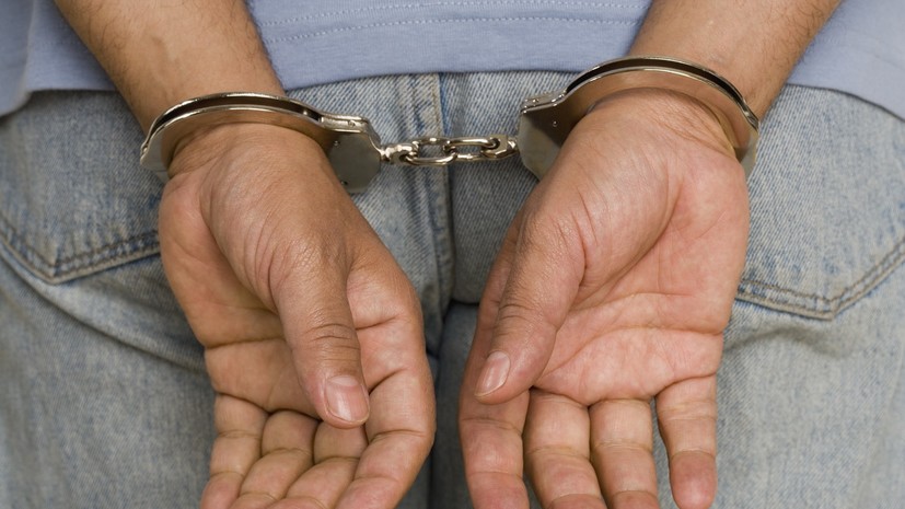 ТАСС: в Петербурге задержали 11 человек при попытке помешать сносу здания ВНИИБ