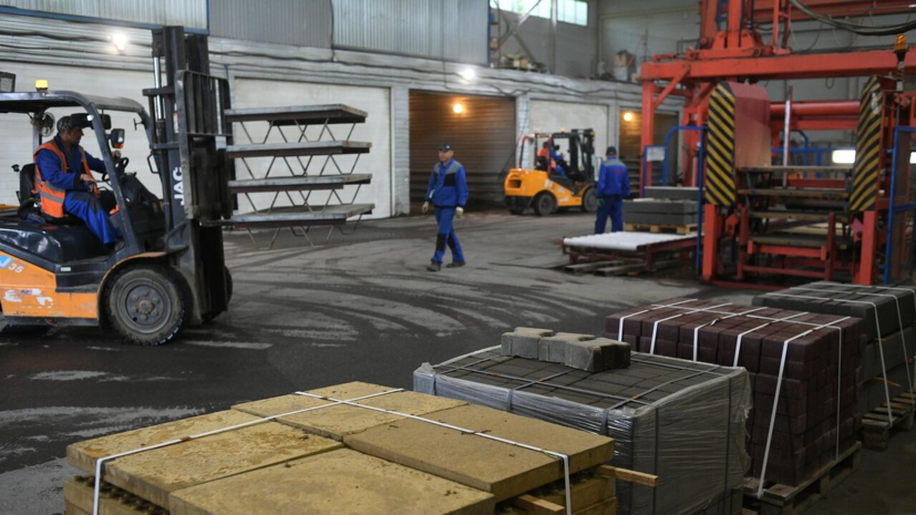 Минпромторг назвал неактуальным прогноз по параллельному импорту в $25 млрд