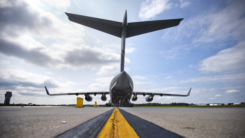 Самолёт Госдепа США приземлился в Каракасе