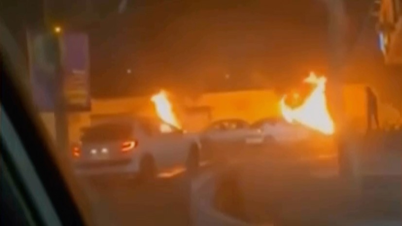 Протестующие устроили погромы в 26 банках и 25 мечетях Тегерана