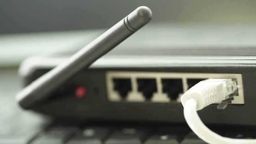 Россиянам рассказали, как безопасно пользоваться общественным Wi-Fi