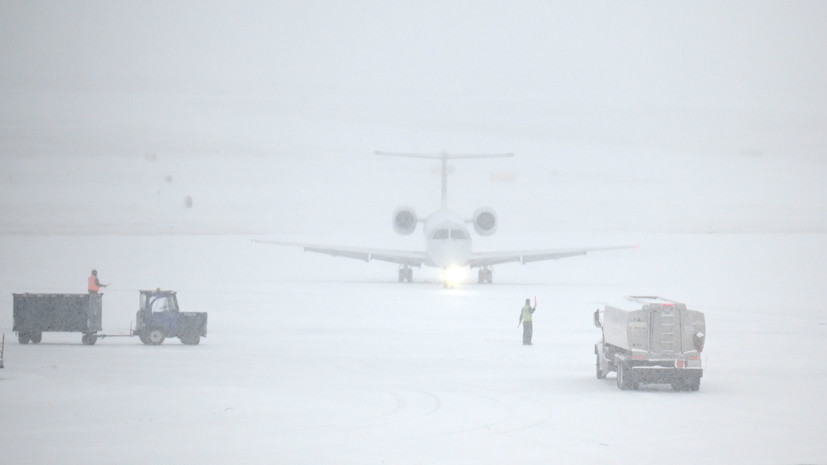 Авиарейсы отложены из-за мощного циклона на Камчатке