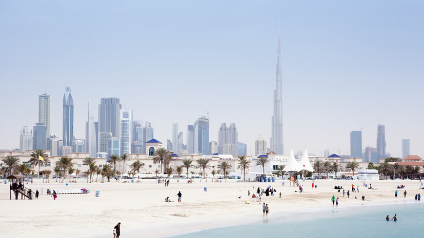 Турэксперт Ансталь рекомендовала россиянам в ОАЭ носить закрытую одежду