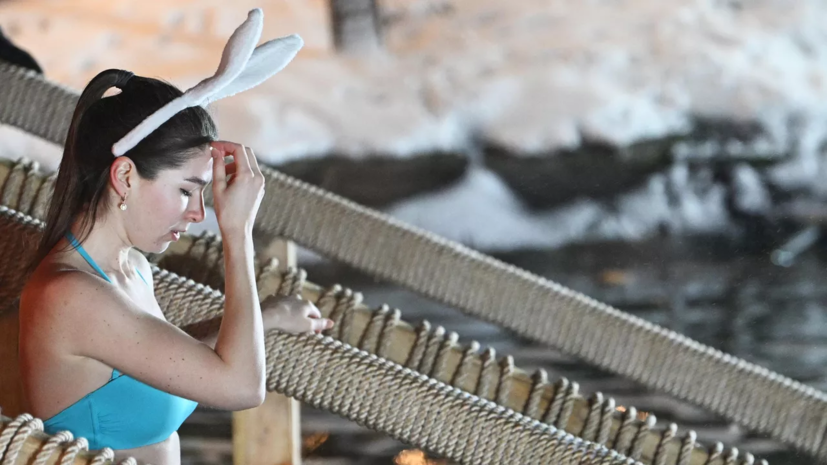 Специалист Фейсханова предостерегла от ныряния в прорубь с головой