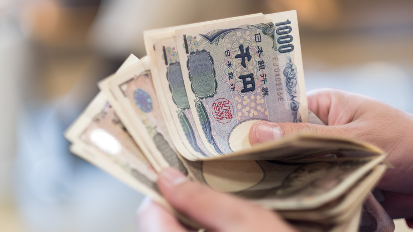 Bloomberg: курс иены упал до самого низкого уровня с июля 2024 года