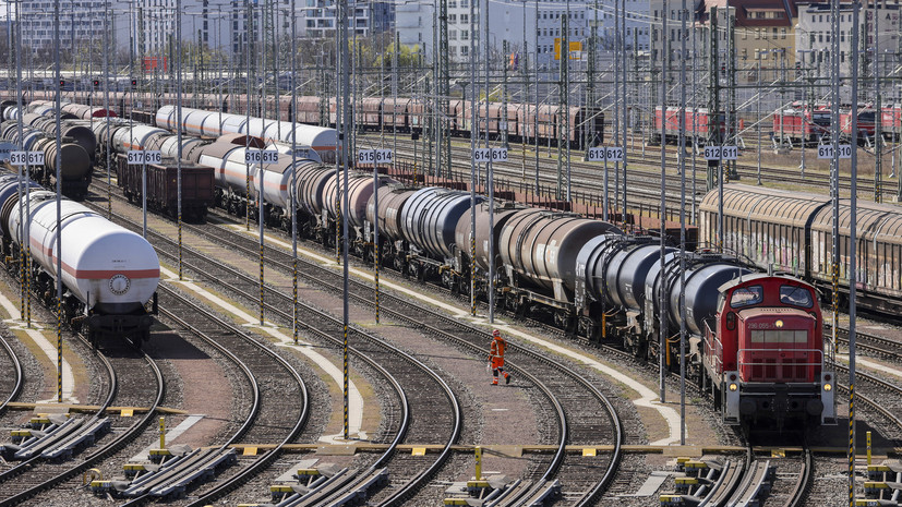 Bild: грузовой поезд сошёл с рельсов в немецком Эссене