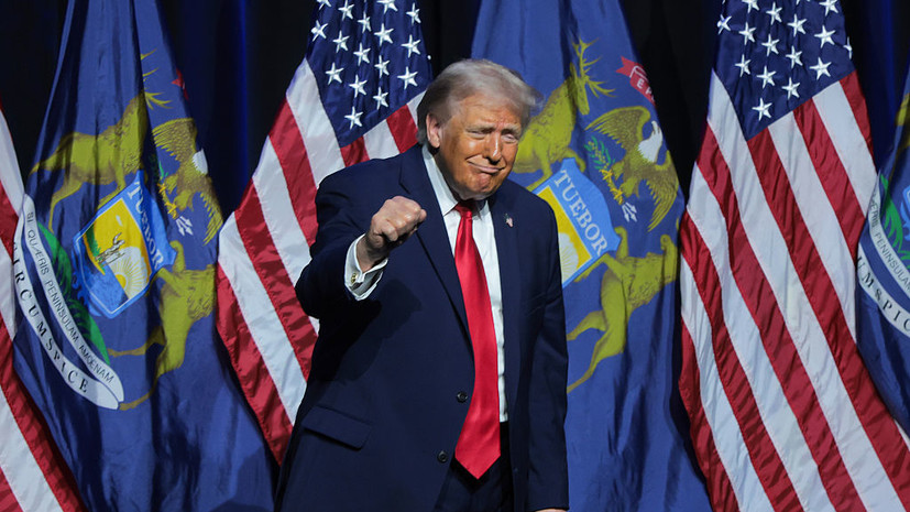 Трамп в шутку предложил журналистам несвежее молоко