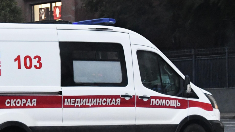 Автобус с детьми и два легковых автомобиля столкнулись под Архангельском