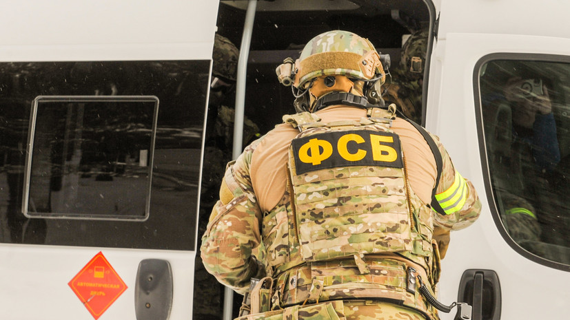 ФСБ задержала 19-летнего россиянина за попытку терактов в Севастополе