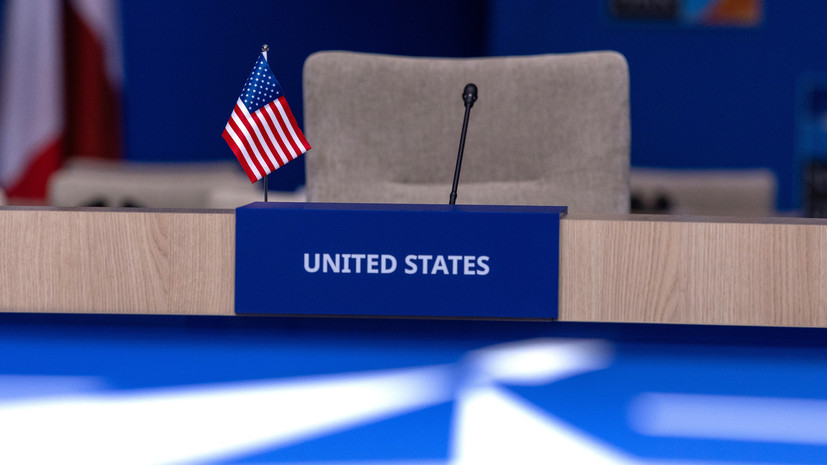 Столтенберг не исключил, что США могут покинуть НАТО