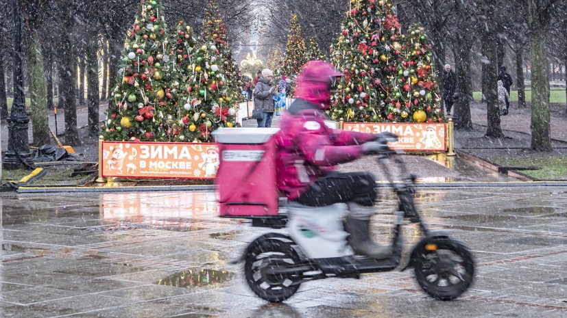 В hh.ru рассказали, сколько в среднем в месяц получают курьеры
