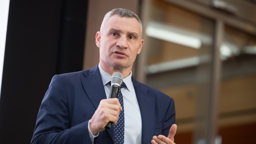 Кличко: в Киеве без отопления остаются 4 тысячи многоквартирных домов