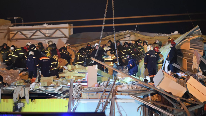 В Новосибирске завершили аварийно-спасательные работы на месте обрушения ТЦ