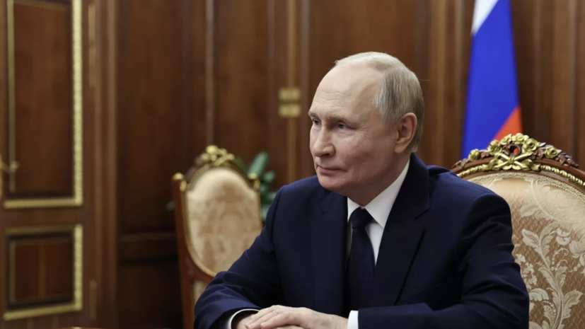 Путин призвал избежать роста административной нагрузки на малый бизнес