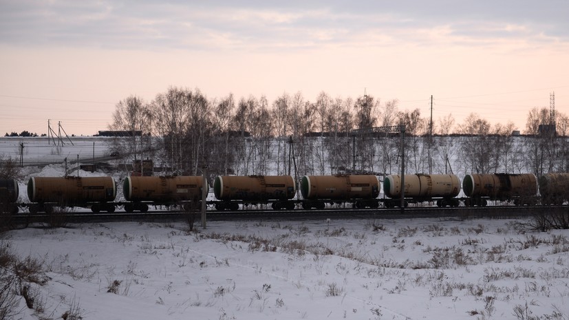 В Тульской области сошли с рельсов четыре грузовые цистерны