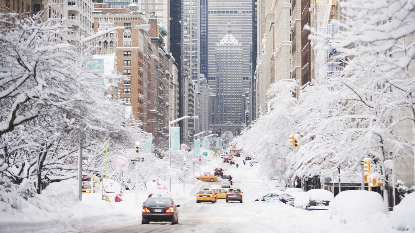 В Нью-Йорке неизвестный попытался проникнуть в генконсульство России