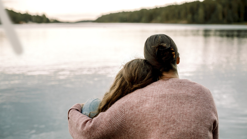 Психолог Шаповалова рассказала об особенностях синдрома старшей дочери