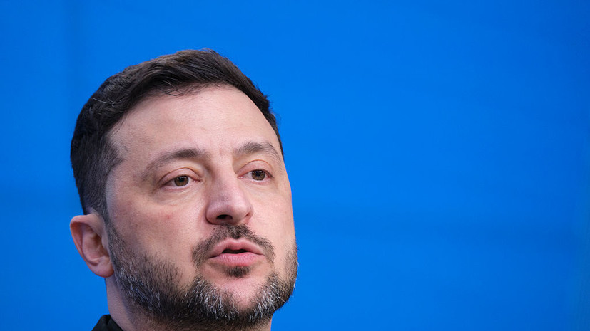 Зеленского поторопили во время выступления в Давосе