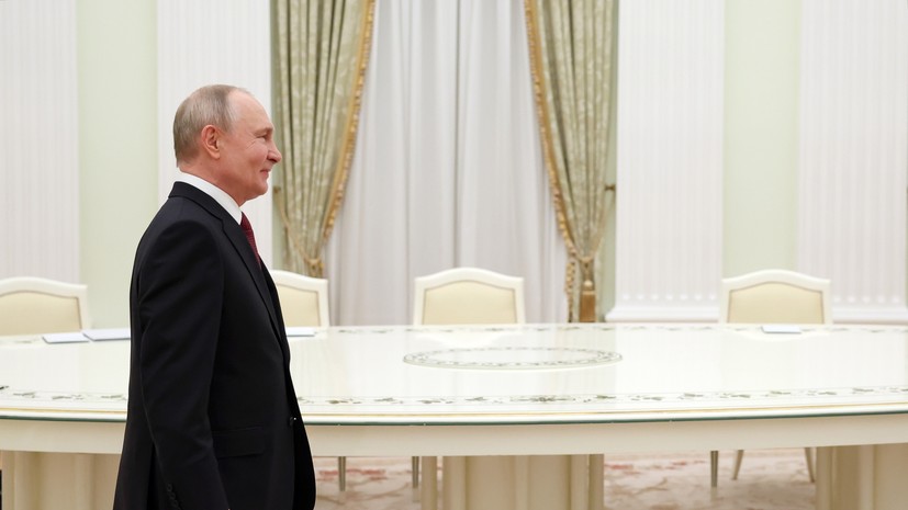 Путин проинструктировал делегацию России перед её поездкой в Абу-Даби