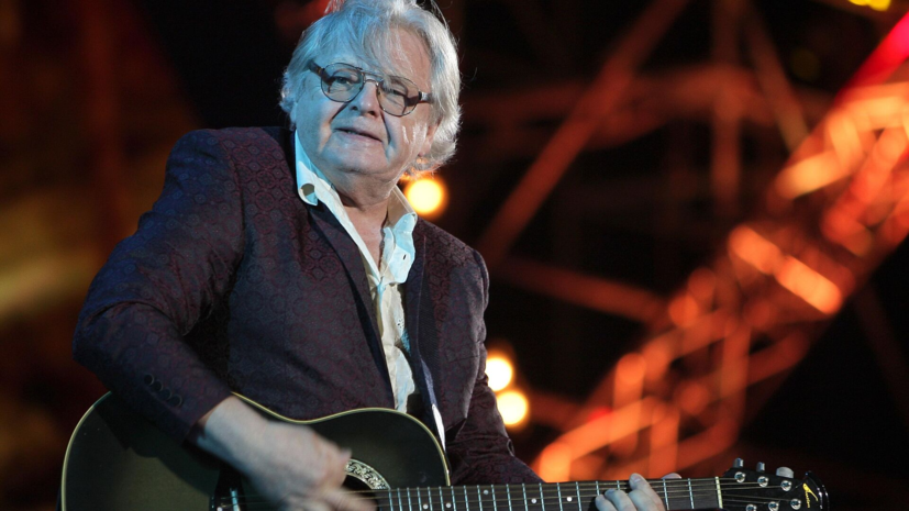 Представитель певца Антонова опроверг информацию о завершении концертной деятельности артиста