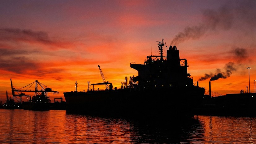 BFMTV: задержанный танкер Grinch прибыл в порт Марселя