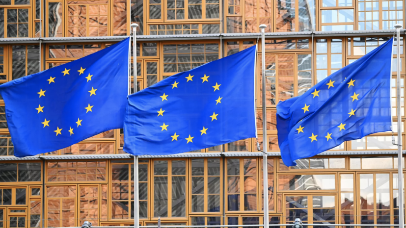 Нидерланды уведомили посольство России об ограничении передвижений дипломатов