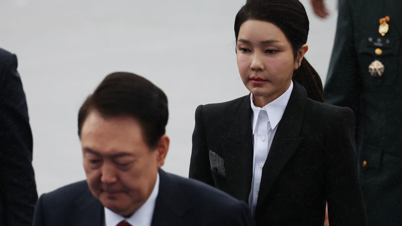 Суд приговорил жену экс-президента Южной Кореи к 20 месяцам тюрьмы за коррупцию