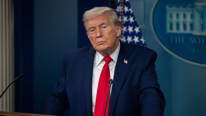 Ушаков заявил, что Трамп предлагал провести встречу Путина и Зеленского