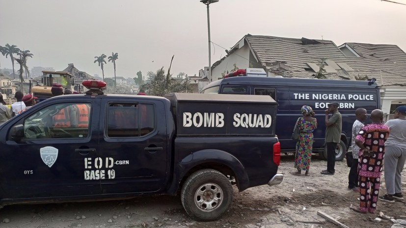 Reuters: в районе аэропорта столицы Нигера слышны выстрелы и взрывы