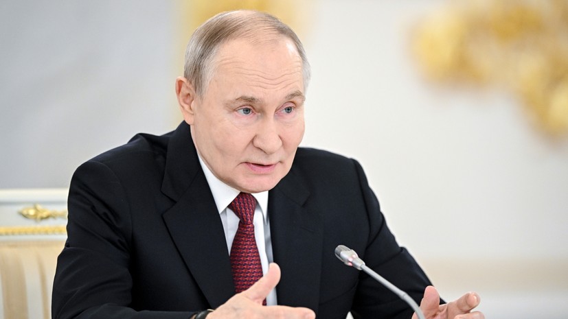 Путин принял в Кремле секретаря Высшего совета национальной безопасности Ирана