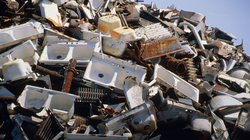 BI: шаг Киева по блокаде экспорта металлолома ударил по промышленности Польши