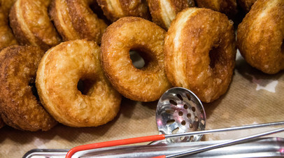 Диетолог Писарева: пончики и луковые кольца  самый вредный фастфуд