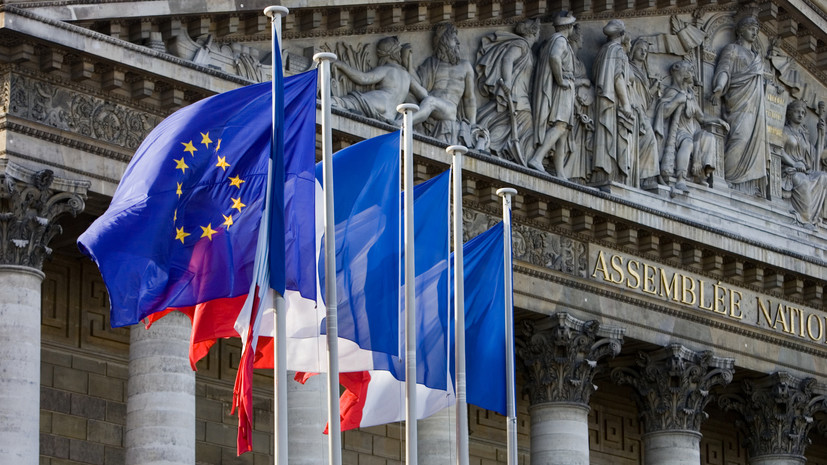 Марш за выход из ЕС прошёл в Париже