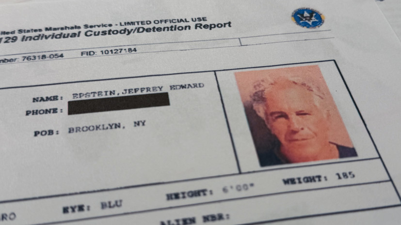 В рассекреченных «файлах Эпштейна» нашлись показания о каннибализме на яхте