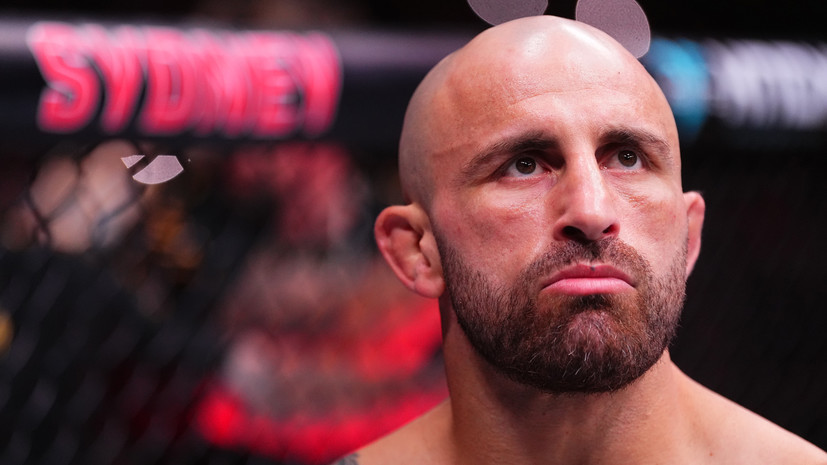 Волкановски извинился перед Лопесом за курьёзный момент в поединке UFC