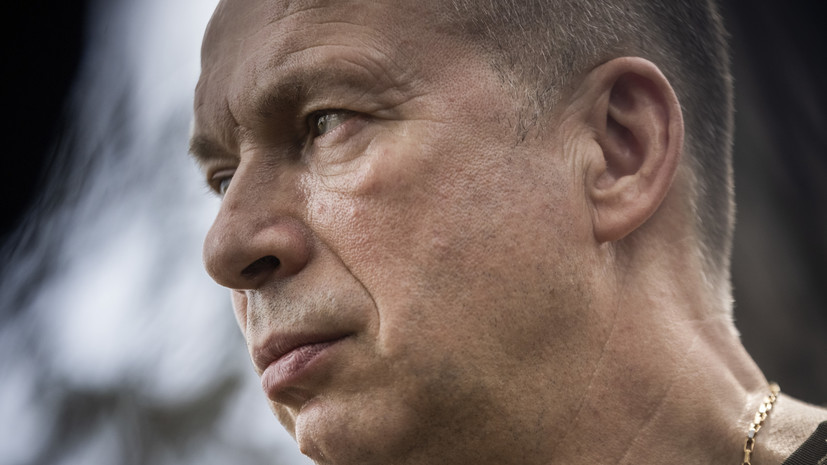 Сырский-младший: Киев избавится от отчима, когда он перестанет быть нужным