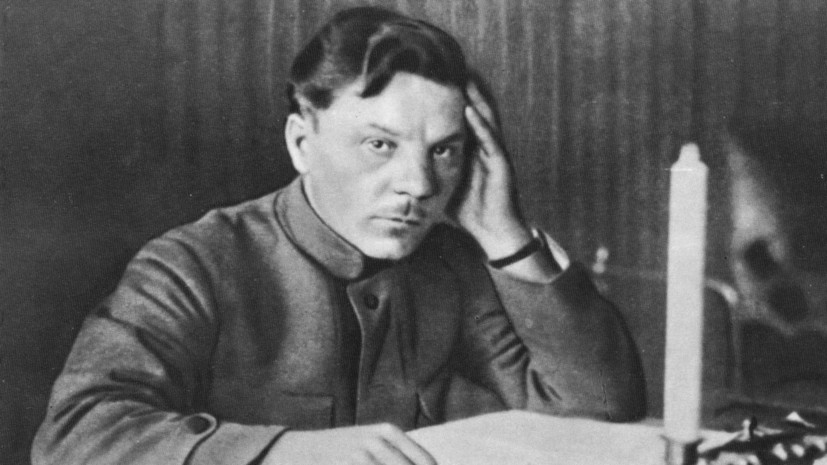 «Преданный советской власти»: как Климент Ворошилов прошёл путь от батрака до Маршала СССР